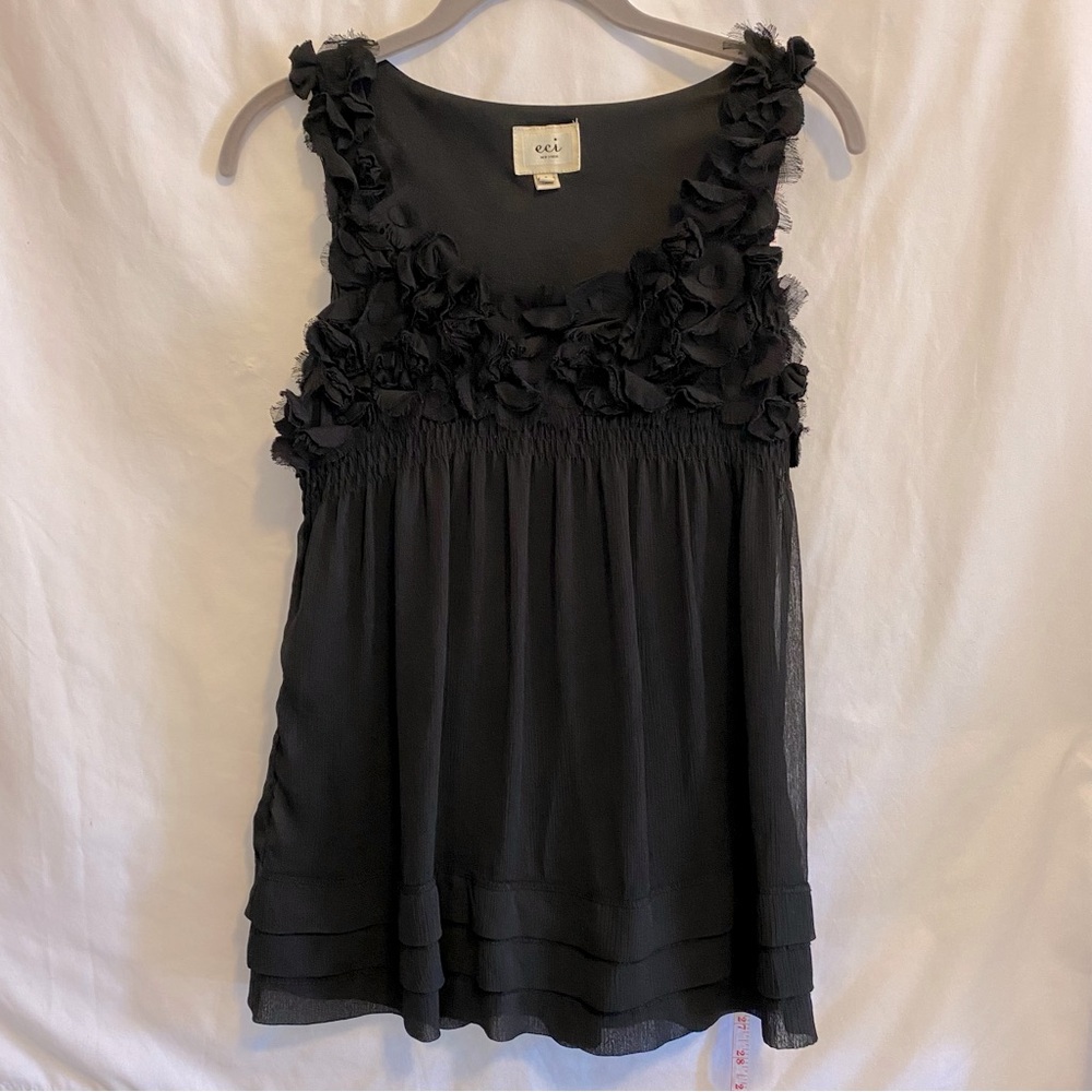 Eci Black Tank top, Crepe Floral detail Size 4; cotton blend & lined
